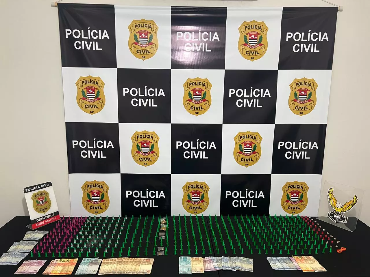 Ações da Dise em favela de Marília prendem adolescentes com drogas